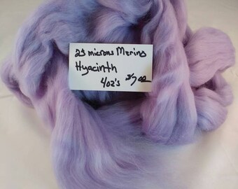 Merino roving 4 ozs Hyacinth