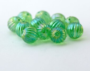 Vintage Lucite Green AB Fluted Round Beads 12mm (12)