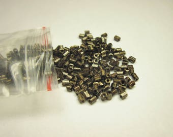 bag of seed beads (2 mm) glass (R113)