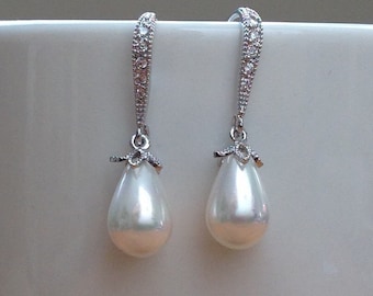 White gold Pearl and Crystal earrings