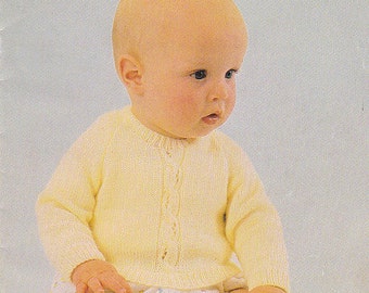 Patons 3 Ply Feathersoft Knitting Designs for Baby Pattern No 456 - Vintage 1970's