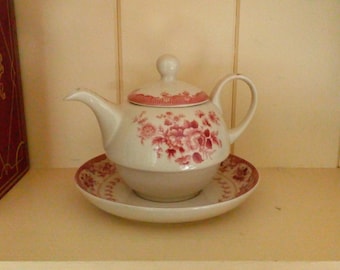 A Powell Craft Teapot and Stand