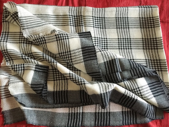 Plaid Scarf Shawl Wrap in white with black line checks all over the body. An all-season wear in pure wool.