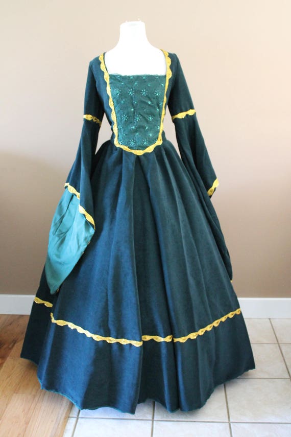 Bust 42 Tudor Gown Dress Green Envy Velvet Renaissance