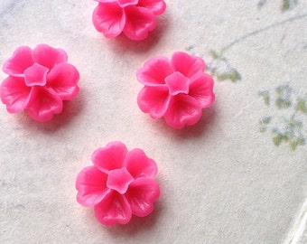 13 mm Hot Pink Morning Glory Resin Flower (.ss)
