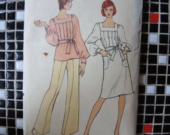 vintage 1980s Vogue sewing pattern 8457 misses dress or tunic and pants size 12