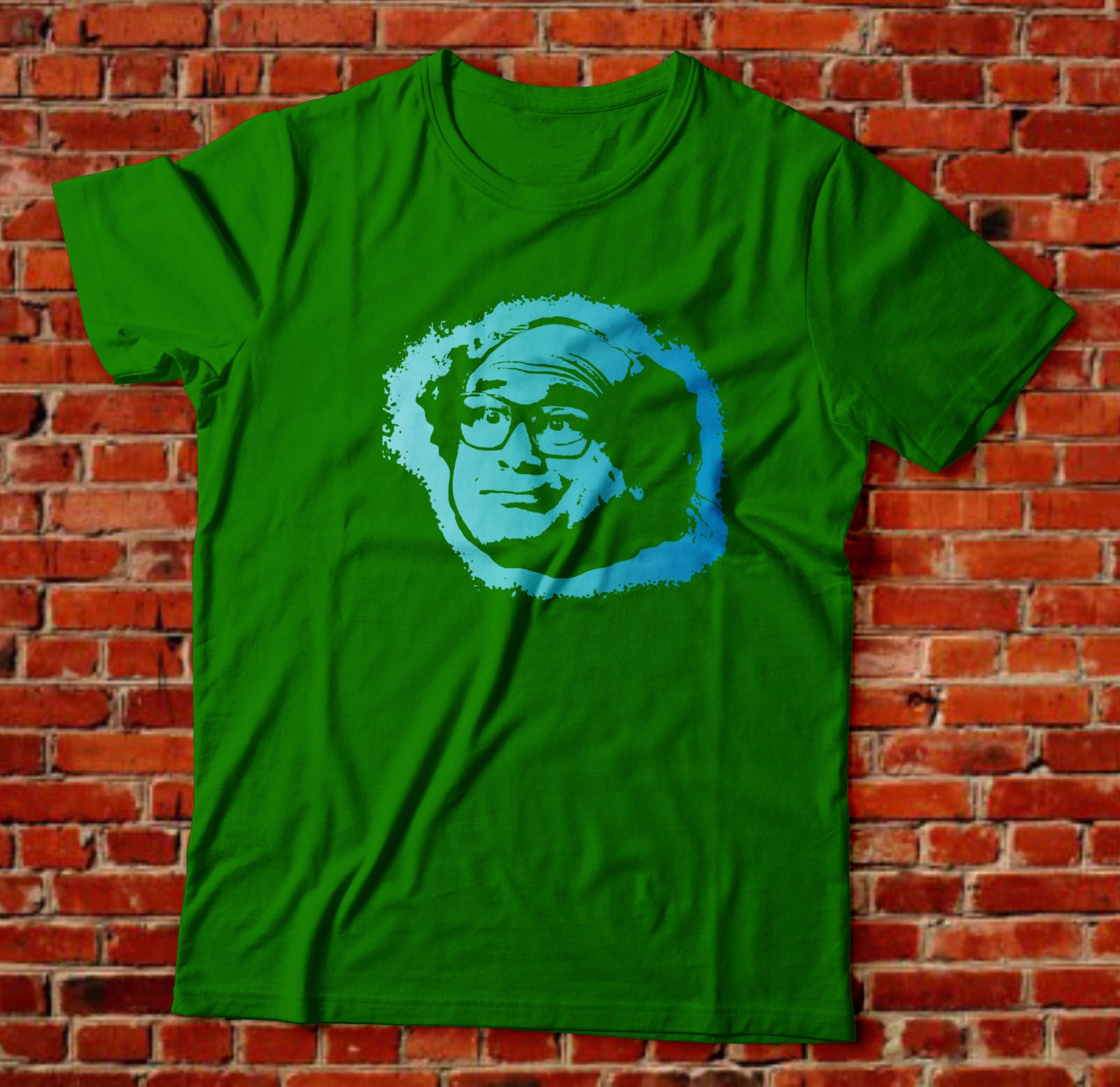 and danny devito as frank reynolds shirt