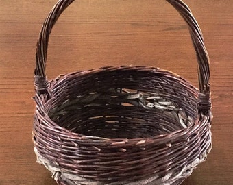 Reed and Grapevine Basket, 10 Inch Basket, Woven Reed Basket, Grapevine Accent, Rustic Farmhouse Wedding Basket,