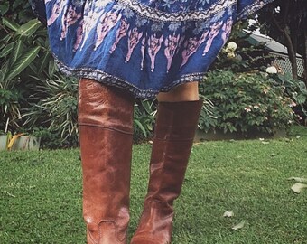 Vintage 80s // WALNUT LEATHER RIDING Boots // Italian Knee High Bohemian Festival Boots // Size 7