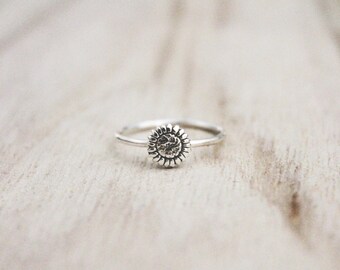 Sunflower ring, sterling silver ring, sun flower ring, flower rings, floral ring, fall ring, sterling silver ring
