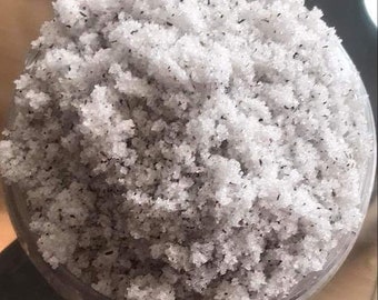 Men Sugar Scrub White Musk with Green Tea Flakes 8oz