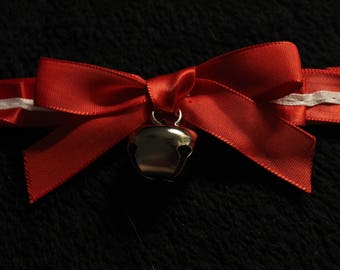 Red and White Pleated Collar