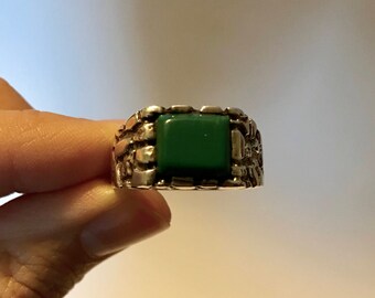 Sterling Silver Vintage Ring with Green Center