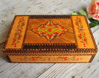 Vintage Wooden Box - Jewelry Box - Keepsake Box - Hand Carved Box - Memory Box - Vintage Jewellery Box - Small Jewelry Box - Box with Lid