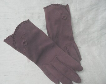 Brown cotton wrist length gloves / vintage short brown gloves / 6 1/2 German, J L Hudson