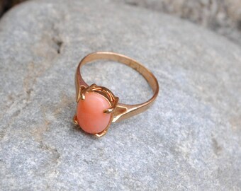 Coral ring - vintage coral ring - pink coral - angel skin coral - coral jewelry - vintage jewelry - vintage ring - real coral