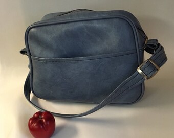Carry-on Shoulder Luggage, Vintage Blue Carry-on Bag, Blue Shoulder Bag, Overnight Case, Textured Leatherette Athletic Bag, Theater Prop