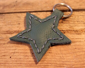 Dark Green Leather Star Keyring/Keychain