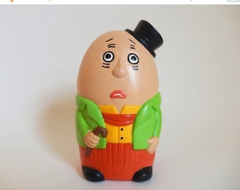 Sale - Vintage c. 1972 Signed Ceramic Humpty Dumpty Piggy Bank - 1970's Children's Nursery Rhyme Decor