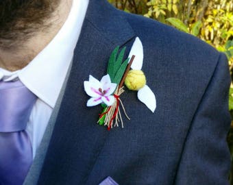 Boutonniere: Harry Potter Snitch & Lily Flowers (Nerd Geek Wedding Groom Brooch Bouquet Buttonhole Corsage Groomsman Gift Felt Accessory)