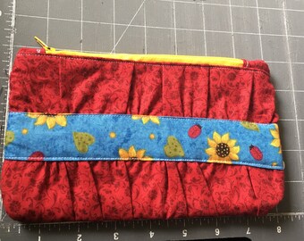 Ruffled clutch/ wristlet, gathered clutch, gathered wallet, ruffled wallet, summer clutch, lightweight coin purse, ruffled coin purse