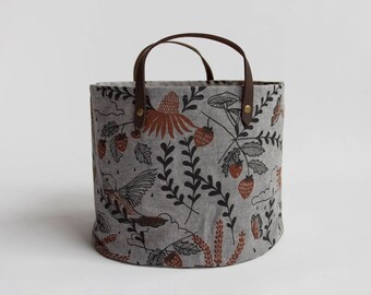 Hummingbirds Small Basket. Bucket Bag. Storage Bag. Project Bag. Tote. Yarn Basket. Knitting Bag. Fabric Bucket.