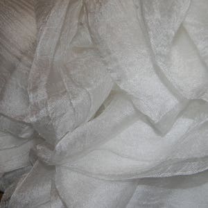 Natural silk 100% rarefied gas 90 cm wide