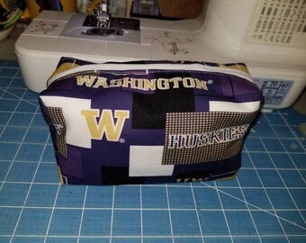 University of Washington huskies bag