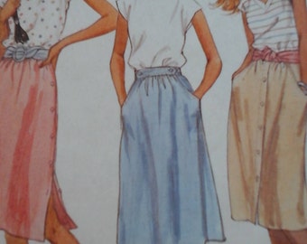 FF 1980s McCall's 7076 Skirts Pattern, Sizes 6