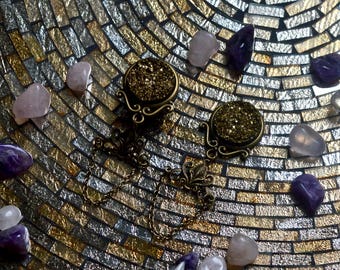 Golden Crystal Chainplugs