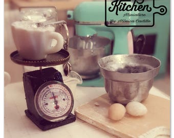Vintage Kitchen scale