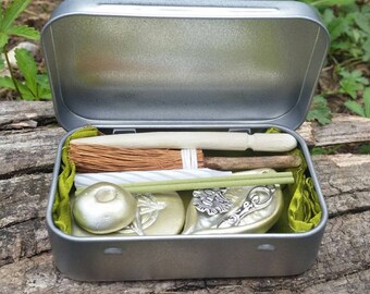 Mini altar kit, miniature altar set, pocket altar tin, very small altar kit, travel altar kit, wiccan starter kit, pagan gifts, yule gift
