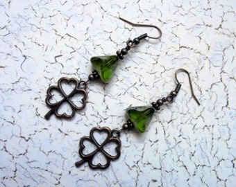 Green and Brass St Patrick's Day Shamrock Earrings (2535)