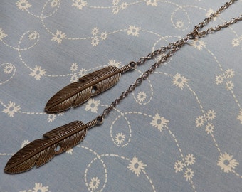 Feathers Pendant Necklace