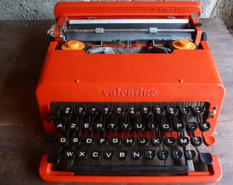 Valentine - OLIVETTI typewriter