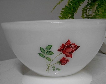 Vintage Agee Crown Pyrex Mixing/Stacking Bowl 60s "Ruby Rose"