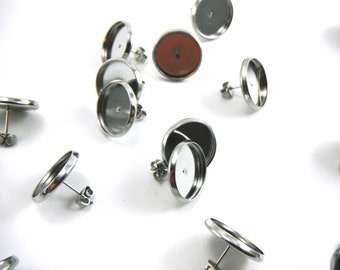 20 Pcs Earring Posts With Butterfly Earnuts Silver Color (14mm Tray)- Size: 16mm Diameter, 14mm Inner Tray Diameter, Pin 1mm EAR012
