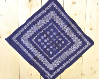 Vintage 1950's/60's Blue ELEPHANT Bandana TRUNK UP / Color Fast / Retro Collectable Rare