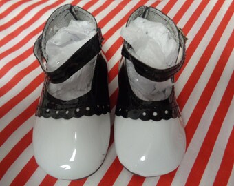 White and Black Patent Leather Doll Oxfords Shoes -Vintage Shoes- for My Twinn dolls