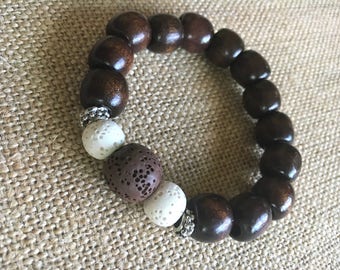 Essential oil diffuser bracelet // Aromatherapy // Lava stone // Dark wooden beads
