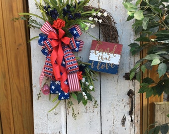 Patriotic wreath, 4th of July wreath, red white and blue wreath, Americana wreath, Front door wreath
