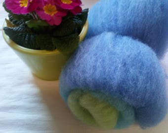 Colourful batt made of 100% of Suffolkschaf wool from the spinning or felting in 50g batts