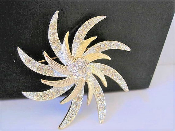 Sarah Coventry Brooch, Evening Comet Pin, Rhinestone Starburst, Atomic Age Brooch