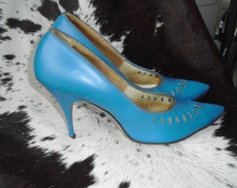 REDUCED Vintage 50's Desigher Incredible Leather Stilettos cut outs SKY Blue pumps