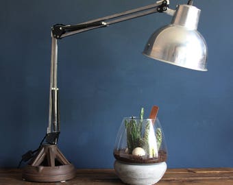 handmade lamp, antique cast iron work lamp, desk lamp, modern desk lamp, modern bedside lamp, bedside lamp, minimalist lamp, decorative lamp