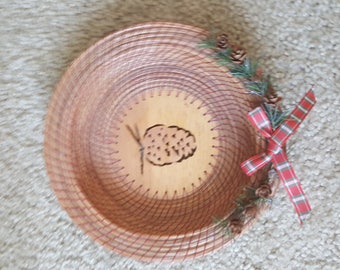 Pinecone christmas theme basket