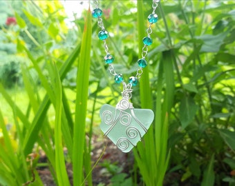 Heart Sea Glass pendant necklace | Statement necklace | Wire wrap Silver necklace Seaglass jewelry Beaded necklace Gift for woman Boho Beach