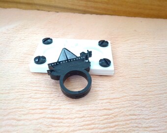 Black Pirate Boat Ring, Kawaii Ring, Laser Cut Acrylic Ring, Boating Gifts, Sailor Gift, Boat Charm, Boat Ornament, Sailing Jewelry