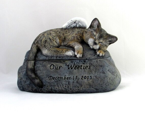 Custom Painted Pet Urns Custom Painted Pet Urns