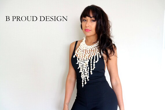COWRIE SHELL NECKLACE large